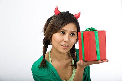 绝望的呐喊！ 粉丝对《无限传说》重制版的发布表示不满